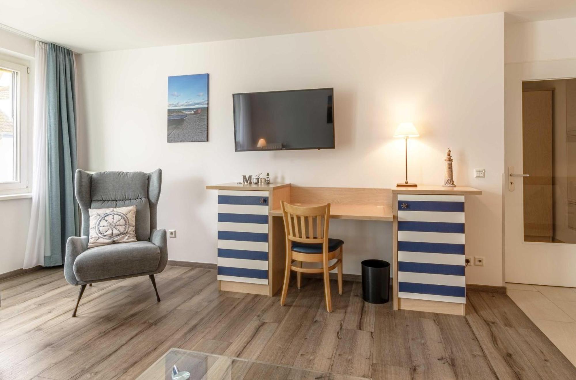 Apartment Leuchtturm An Der Seebruecke Zingst
